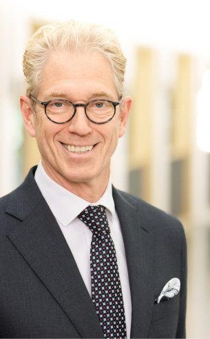 Dr. Andreas Gassen